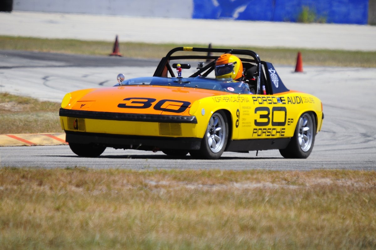 Porsche 914 with VTO vintage aluminum wheels - Photo 3