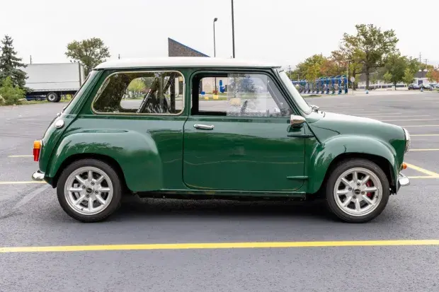 1966_austin_mini_1966_austin_mini_a098e799-5a6c-4ad0-b2b7-7bf7517fd6eb-1lvey4-82784-22738.webp